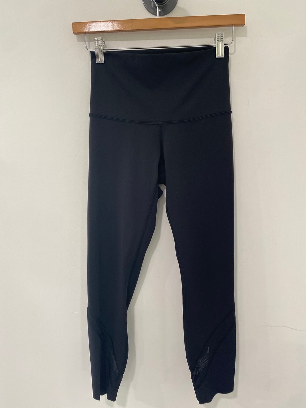Lululemon Wunder Under Crop High-Rise Roll Down Scallop 23" Black Size 6